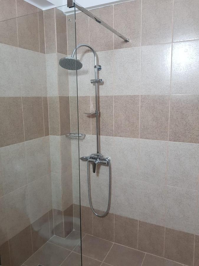 Apartament Posada Curtea De Arges Exterior photo